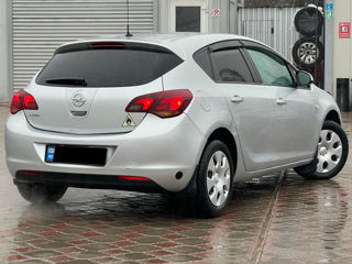 Opel Astra foto 4