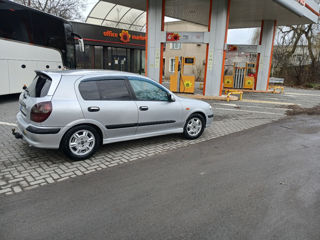 Nissan Almera foto 3