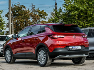 Opel Grandland X foto 2