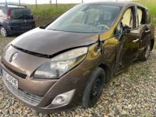 Renault Grand Scenic foto 1