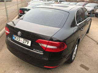 Skoda Superb foto 4