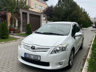 Toyota Auris foto 2