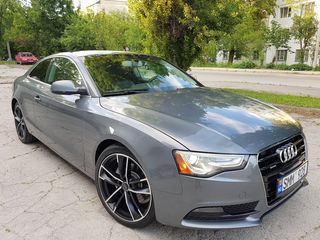 Audi A5 foto 1