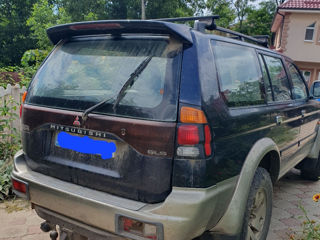 Mitsubishi Pajero Sport foto 2