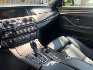 BMW 5 Series foto 5