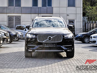 Volvo XC90 foto 1