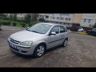 Opel Corsa foto 2