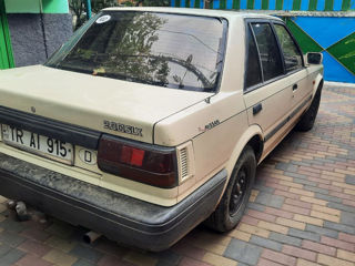 Nissan Bluebird foto 2