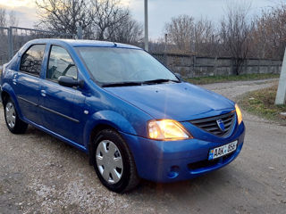 Dacia Logan foto 2