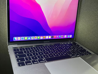 Apple MacBook Pro foto 3