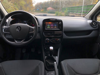 Renault Clio foto 7