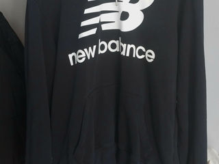 худи New Balance (размер L)