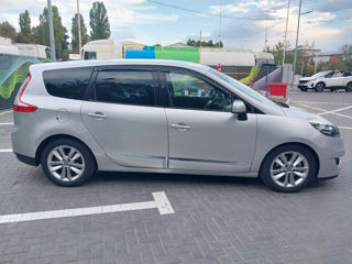 Renault Grand Scenic foto 8