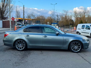 BMW 5 Series foto 6