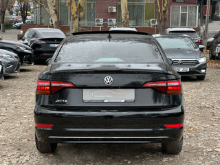 Volkswagen Jetta foto 5