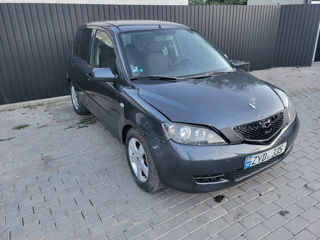 Mazda 2 foto 2