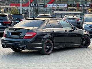 Mercedes C-Class foto 5