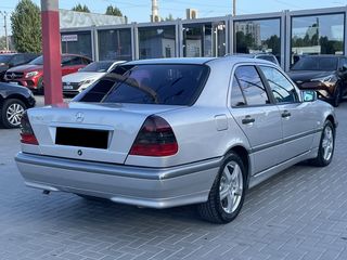 Mercedes C Class foto 3