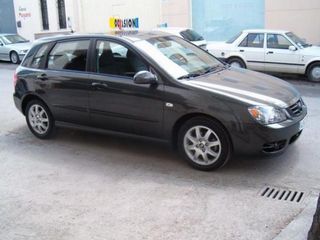 KIA Cerato  2005г.  +  Доставка!!! foto 2