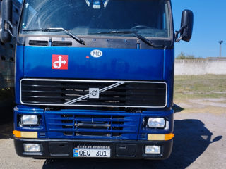 Volvo FM-12 foto 2