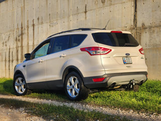 Ford Escape foto 3