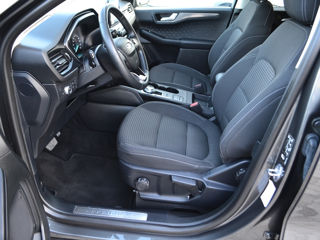 Ford Kuga foto 10