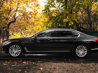 BMW 7 Series foto 4