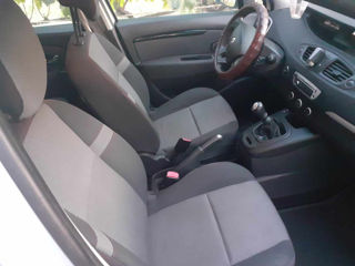 Renault Scenic foto 7