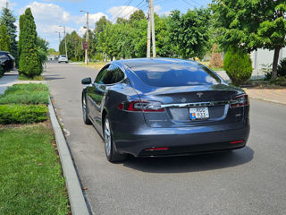 Tesla Model S foto 6