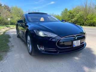 Tesla Model S foto 5