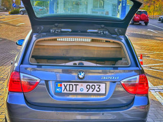 BMW 3 Series foto 3