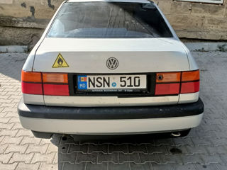 Volkswagen Vento foto 2