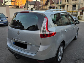 Renault Grand Scenic foto 3