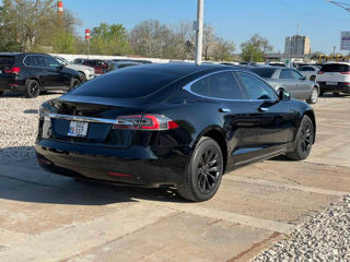 Tesla Model S foto 4