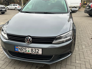 Volkswagen Jetta foto 5