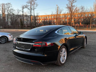 Tesla Model S foto 4