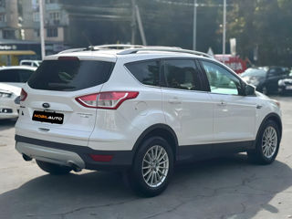 Ford Escape foto 4