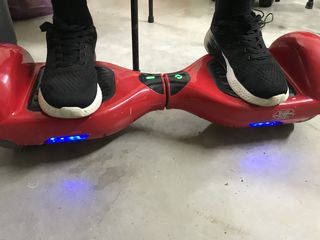 Hoverboardul lucreaza perfect. foto 4