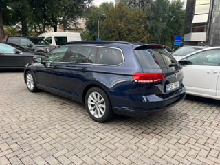 Volkswagen Passat foto 4