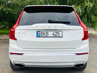 Volvo XC90 foto 4