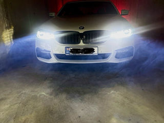 BMW 5 Series foto 3