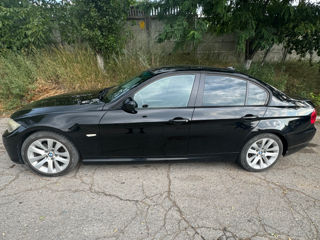 BMW 3 Series foto 10