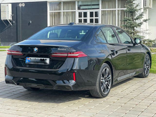 BMW 5 Series foto 6