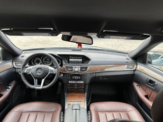 Mercedes E-Class фото 10