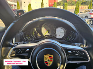 Porsche Cayenne foto 8