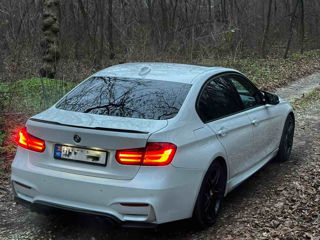 BMW 3 Series foto 3