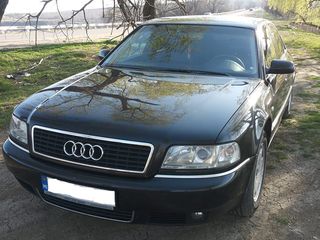 Audi A8 foto 7