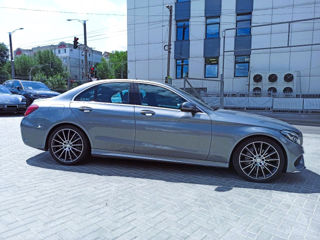 Mercedes C-Class foto 3