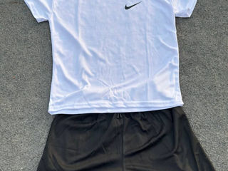 Комплект - Nike - Uniformă foto 1