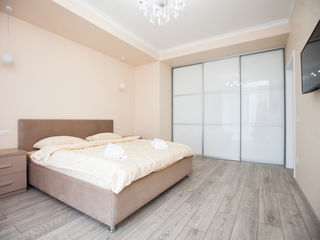 Apartament cu 2 camere, 63 m², Centru, Chișinău foto 7